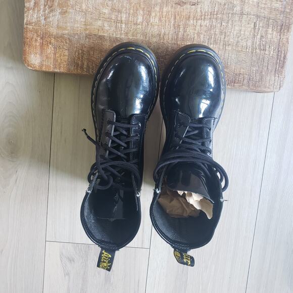 Dr Martens Boots Womens 6 Black Combat Leather Lace Up Full Gloss 1460 Style - Picture 3 of 5